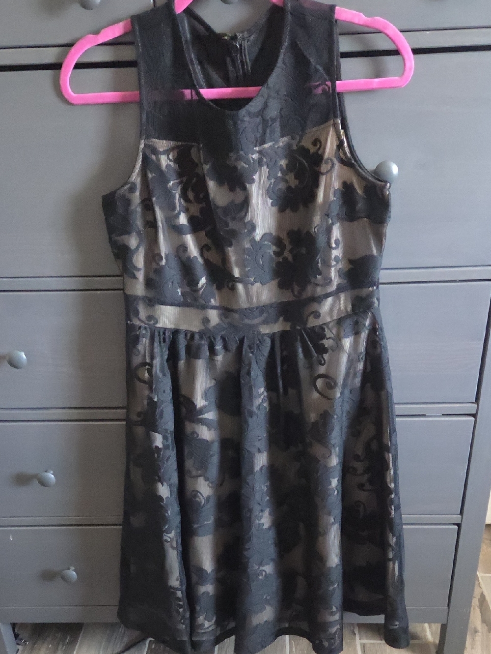 New York & Company Black and Beige Dress